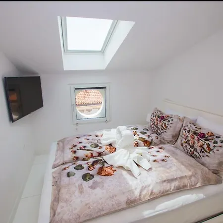 Selma Apartment Porec